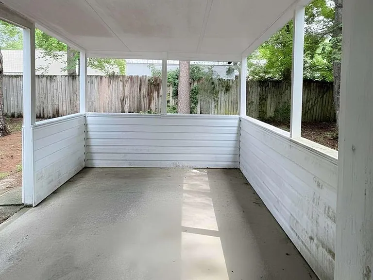 108 Crestwood Ct — Photo 15
