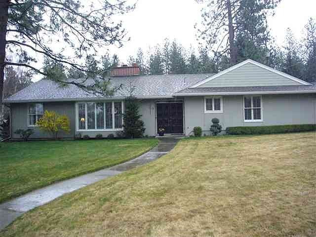 1st image of 3011 S Lincoln Dr