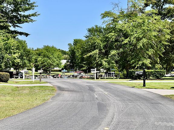 4th image of 507 Oak Hill Dr