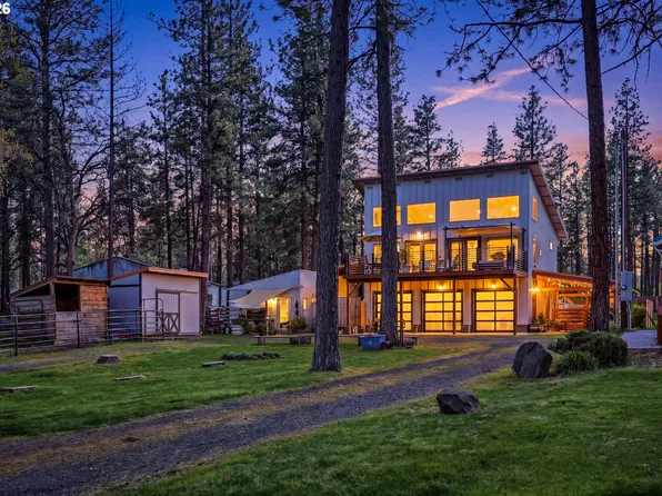 206 S Lakewood Rd, Tygh Valley, OR 97063