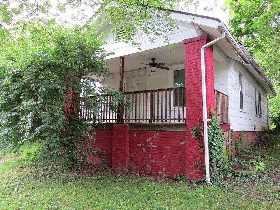 1st image of 2433 Jefferson Ave