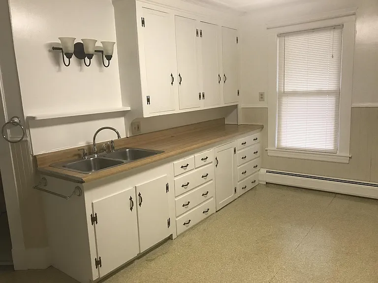 Large Kitchen