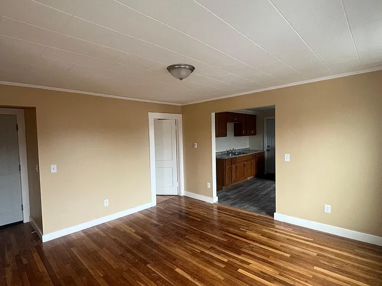 16 Prescott St #1 — Photo 5