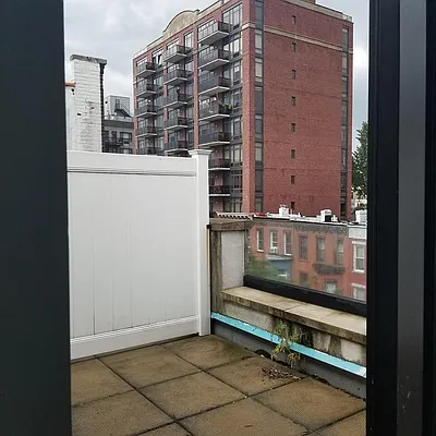 Rented by Tri State Commercial Realty | media 11