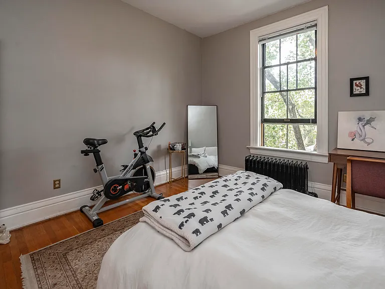 25 Hampton Ct #7 — Photo 45