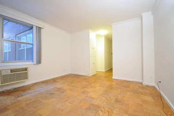 Rented by Compass | media 10