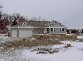 N5895 1115th St, Prescott, WI 54021