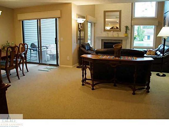 4th image of 1375 E Lakeside Dr