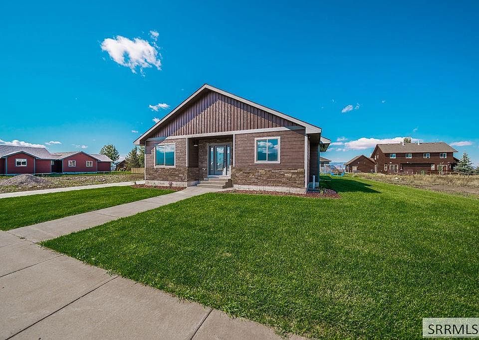 1st image of 564 Palisade Trl