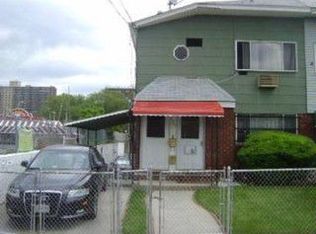 699 Pine St, Brooklyn, NY 11208