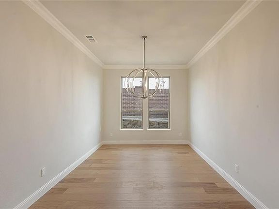 5th image of 11600 Cedar Grv