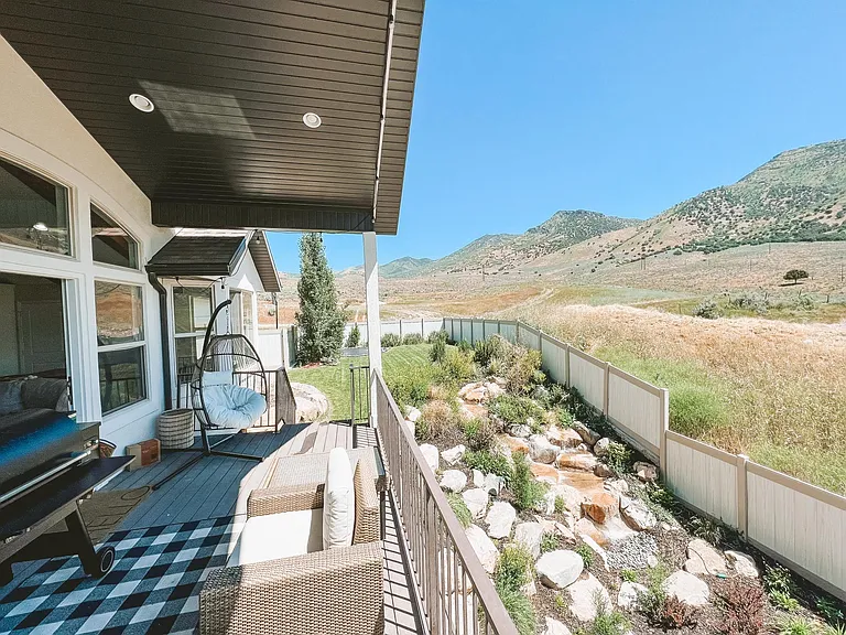 1120 Mahogany Ridge Rd — Photo 16