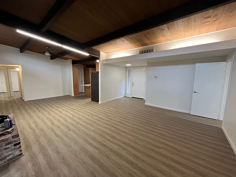 908 Oak Ave — Photo 12