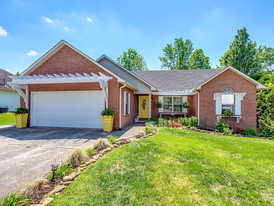 1st image of 5560 Crooked Pine Ln
