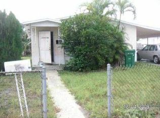 1215 W 23rd St, Riviera Beach, FL 33404