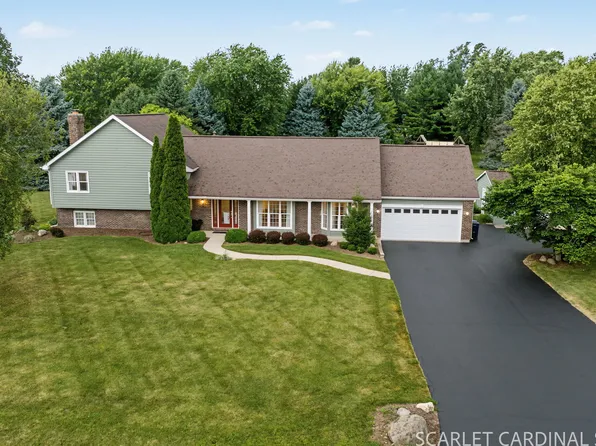 38W324 Killey Ln, Geneva, IL 60134