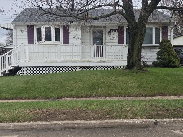 5018 48th St #A, Moline, IL 61265