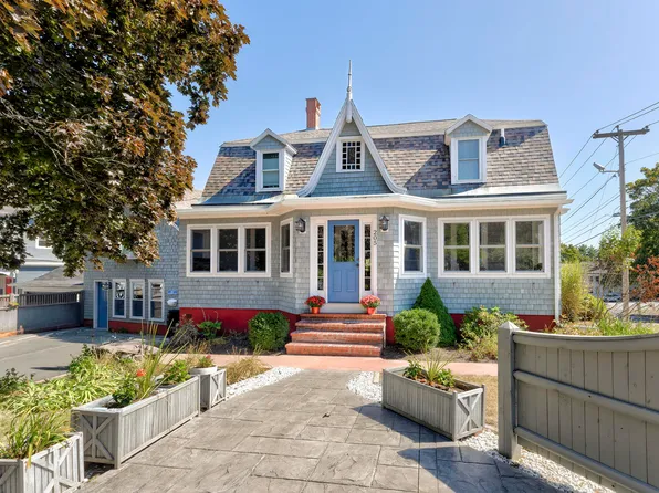 205 Woodford Street, Portland, ME 04103