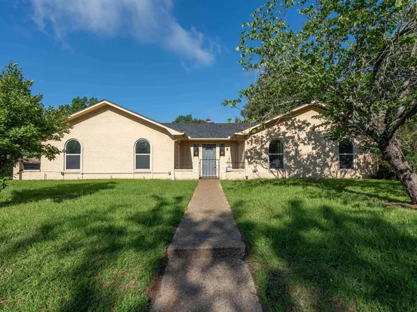 4715 Edinburgh Dr, Tyler, TX 75703