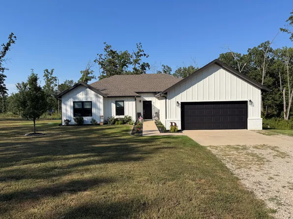 421 Ira Drive, Seymour, MO 65746