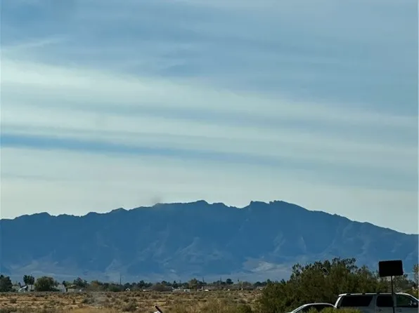 2571 E Feather St, Pahrump, NV 89048