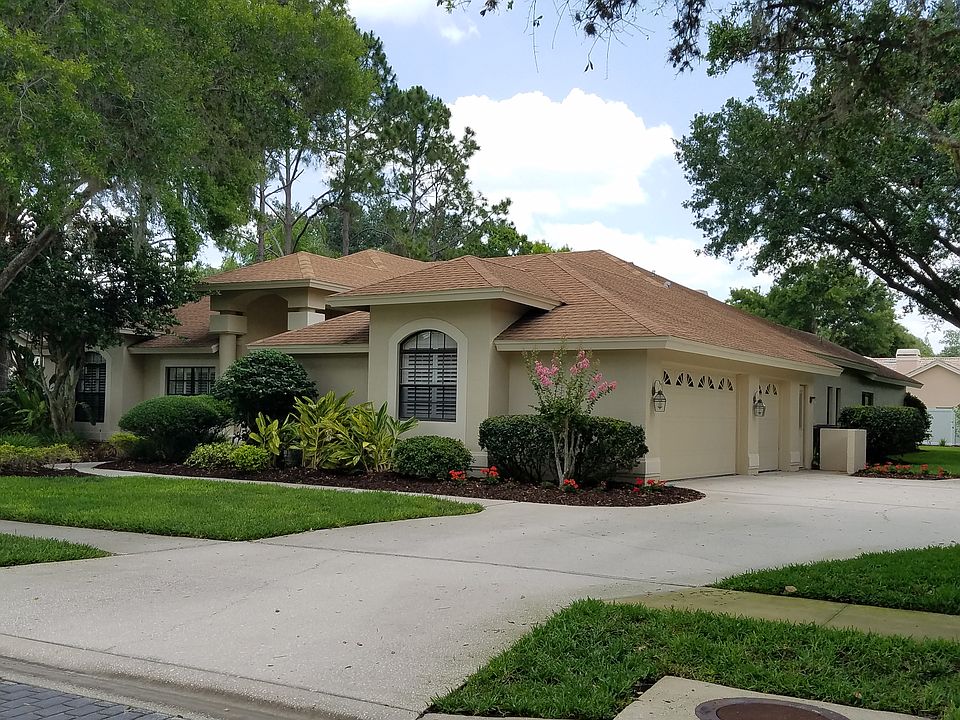 1st image of 17301 Carriage Way
