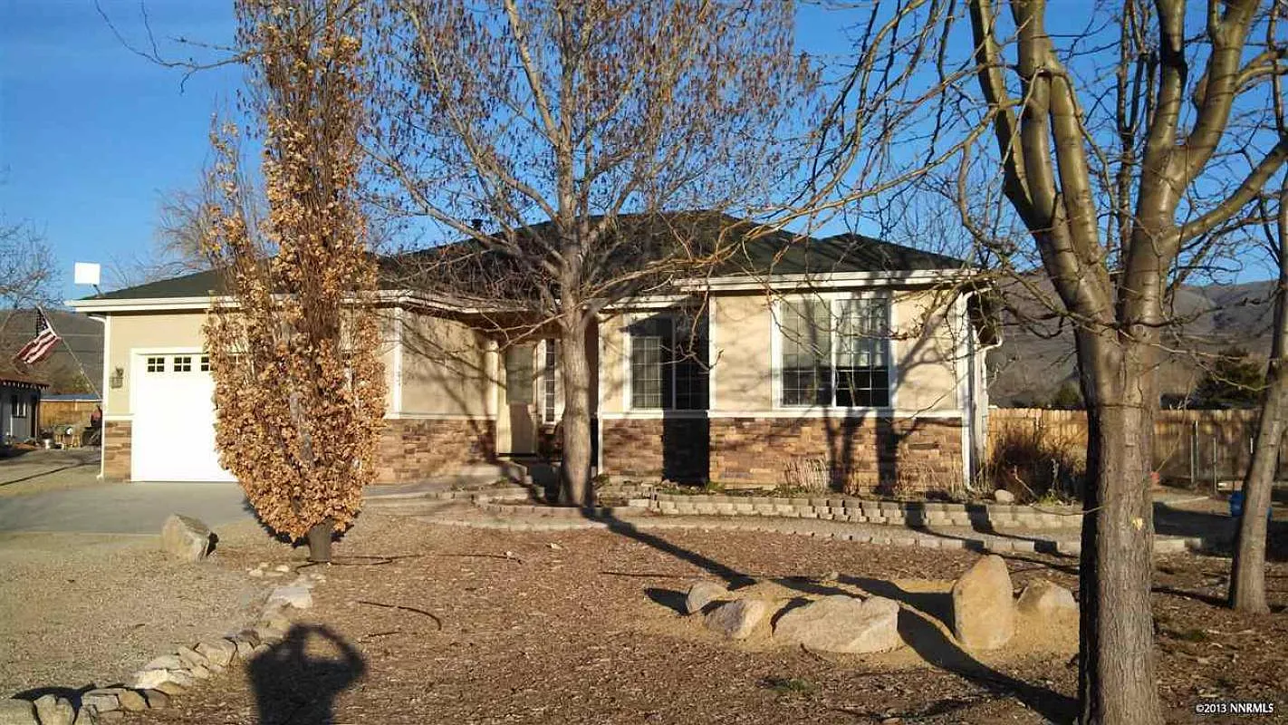 3410 Pershing Ln photo 1