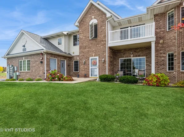 9201 66th Ave Unit 135, Pleasant Prairie, WI 53158