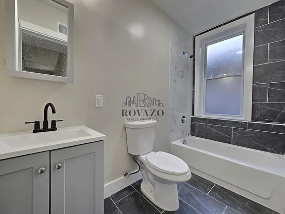3 Bedrooms at 190 N Park St #9, East Orange NJ — photo 5