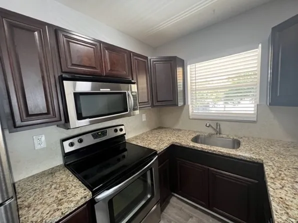 2640 Ivy Apartments LLC, 2640 NE 8th Ave APT 17, Wilton Manors, FL 33334