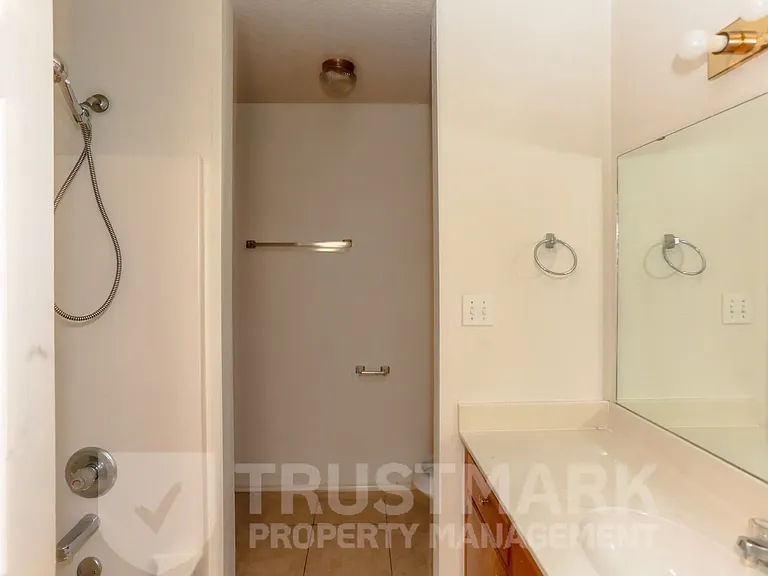700 S Amy Ln #103 — Photo 13