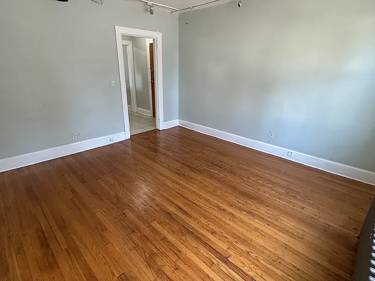 77 Hanmer St #1E — Photo 18