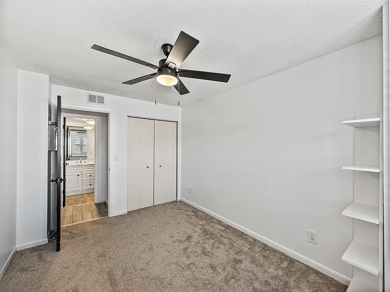 607 S Westland Ave #17 — Photo 18
