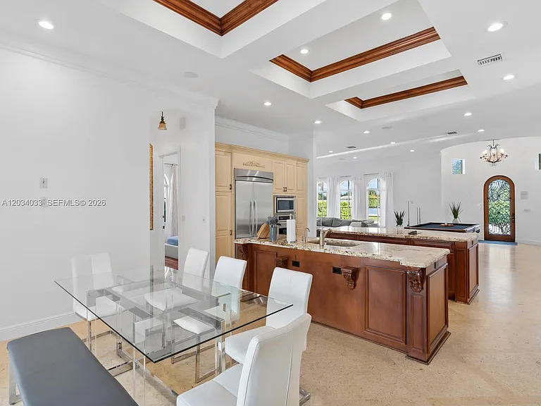 1223 Jackson St — Photo 11