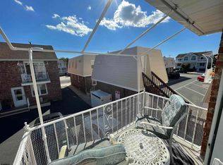 9709 Monmouth Ave, Margate City, NJ 08402