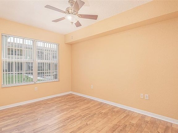 5th image of 150 SW Peacock Blvd APT 26-104