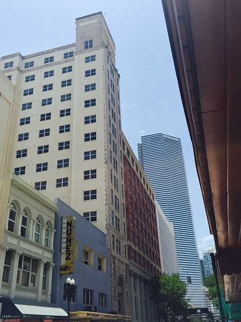 1st image of 111 E Flagler St APT 401