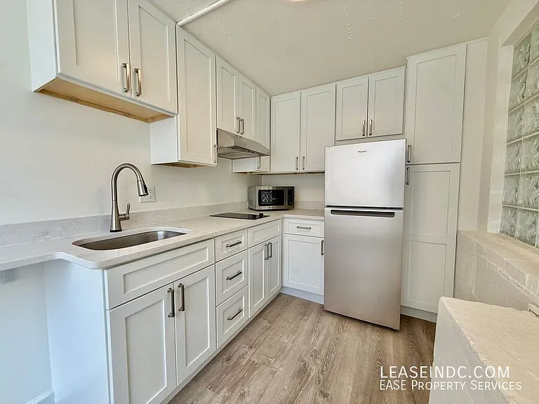 1941 39th St NW — Photo 29