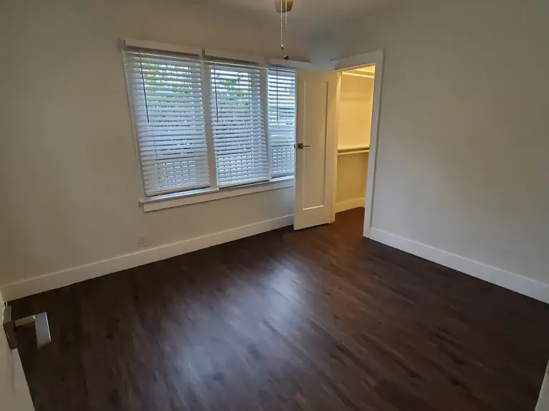 5414 Fountain Ave — Photo 7