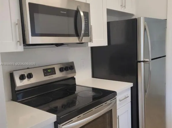 5720 Lincoln St #1, Hollywood, FL 33021