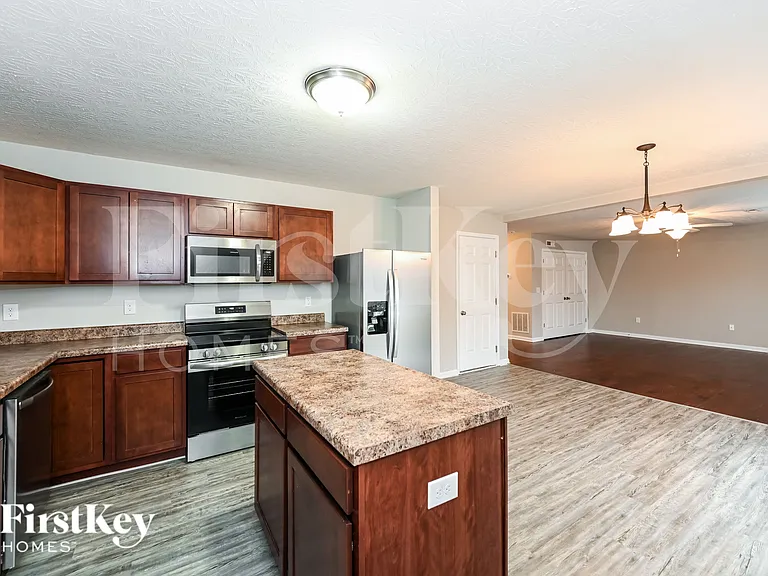 3478 Hickory Ln — Photo 10
