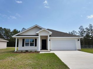 3411 Phoenix Ct, Crestview, FL 32539