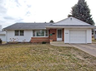 2224 Elton Hills Dr NW, Rochester, MN 55901