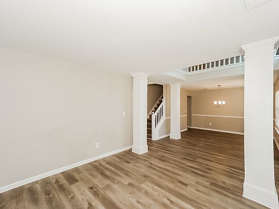 4th image of 4021 Castle Way