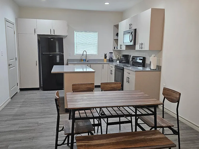 2107 Village Center Dr #16 — Photo 3