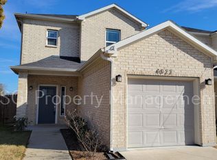 4022 Ivanhoe Ln, Dallas, TX 75212