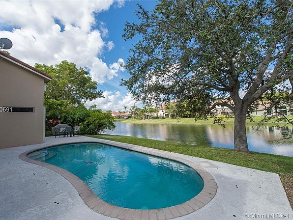 4th image of 5801 NW 63rd Pl