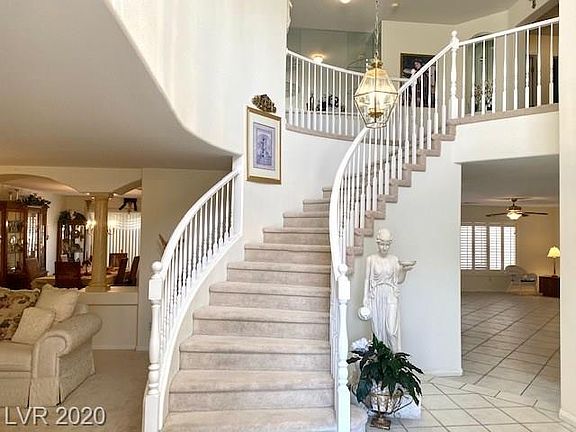 3rd image of 9790 Ramhorn Canyon St