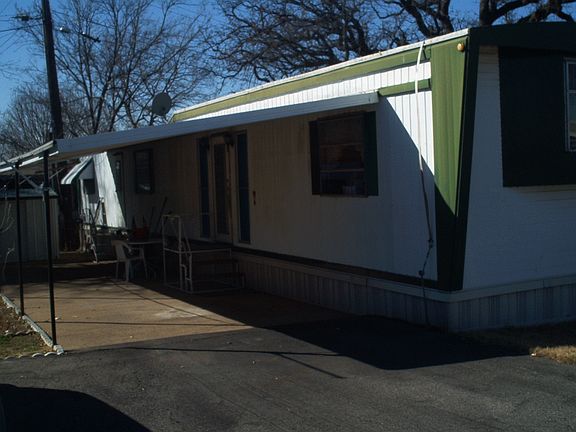 4th image of 3518 Lakeside Dr
