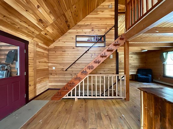 4th image of 385 Greenacre Road